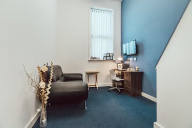 Platinum Studio at Lomax Halls, 17 Hill Street, Stoke, ST41NL - Image 4
